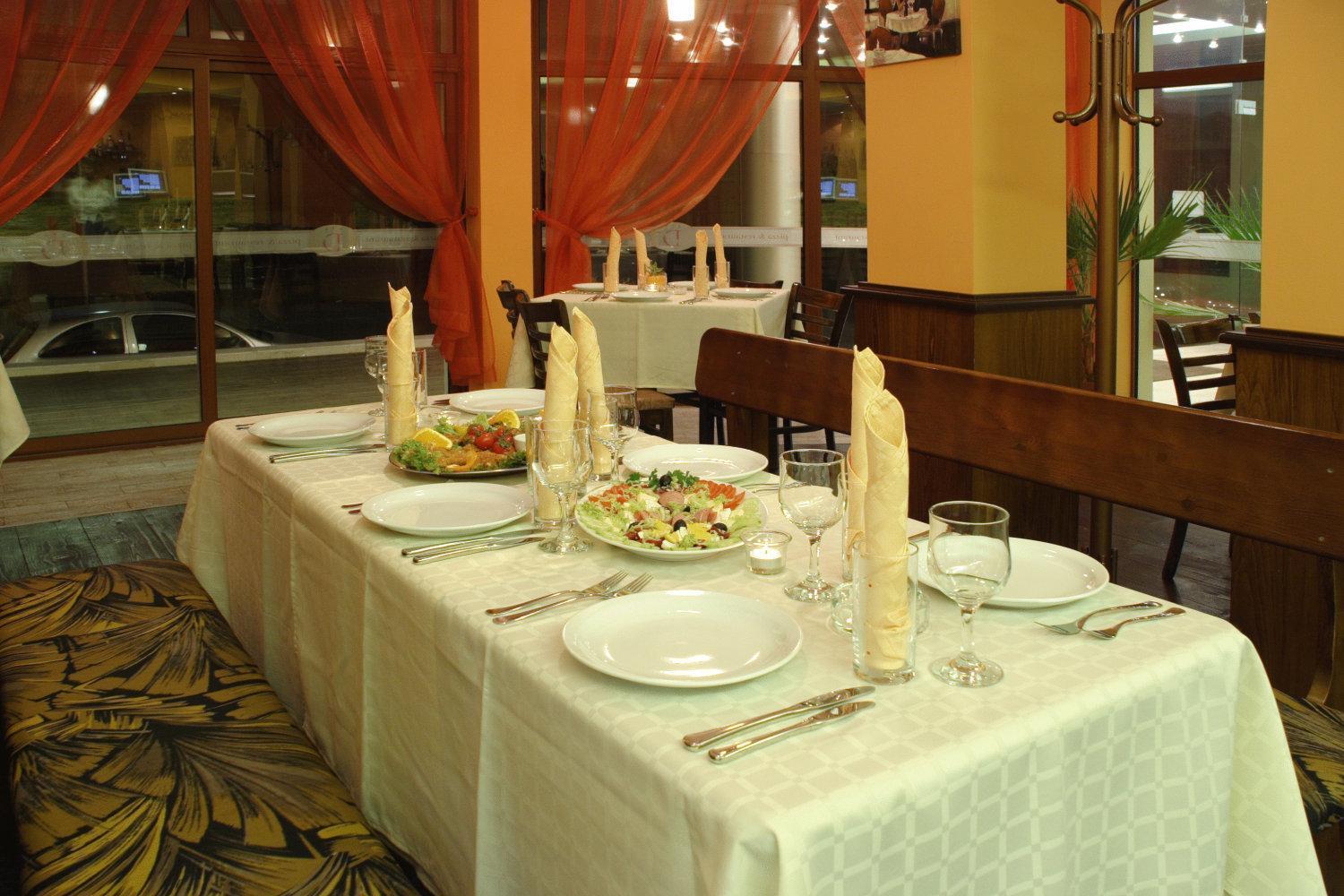 Park Hotel Dryanovo Luaran gambar